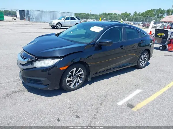 2HGFC2F72JH551627 2018 HONDA CIVIC - Image 2