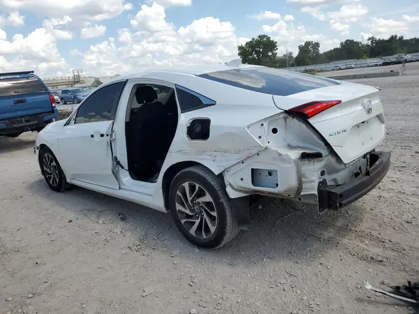 2HGFC2F72JH557024 2018 HONDA CIVIC - Image 2