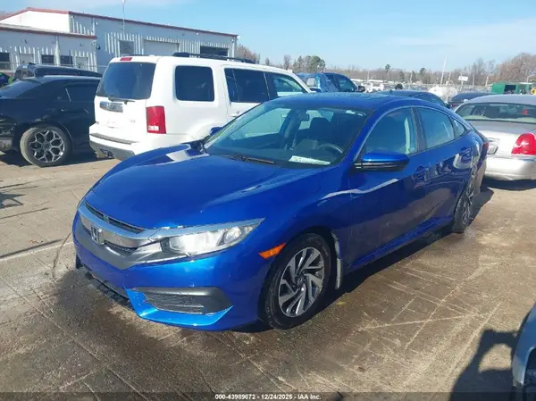 2HGFC2F72JH559419 2018 HONDA CIVIC - Image 2