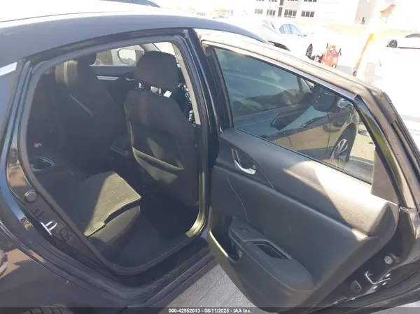 2HGFC2F72JH560764 2018 HONDA CIVIC - Image 8