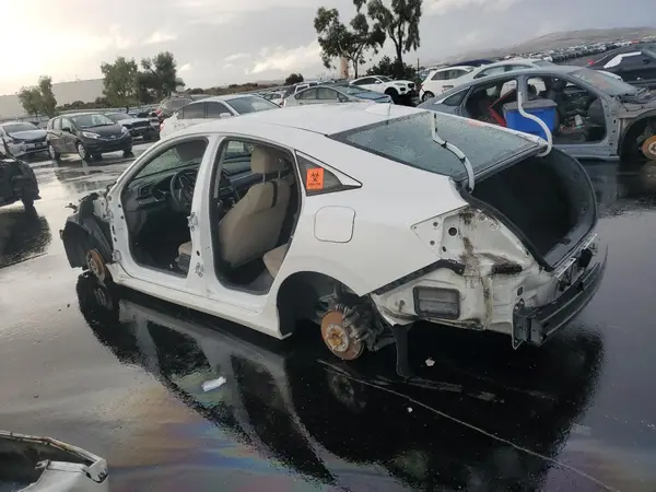 2HGFC2F72JH573384 2018 HONDA CIVIC - Image 2