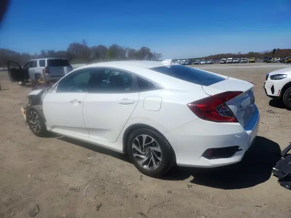 2HGFC2F72JH575782 2018 HONDA CIVIC - Image 2