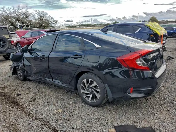 2HGFC2F72JH582067 2018 HONDA CIVIC - Image 2