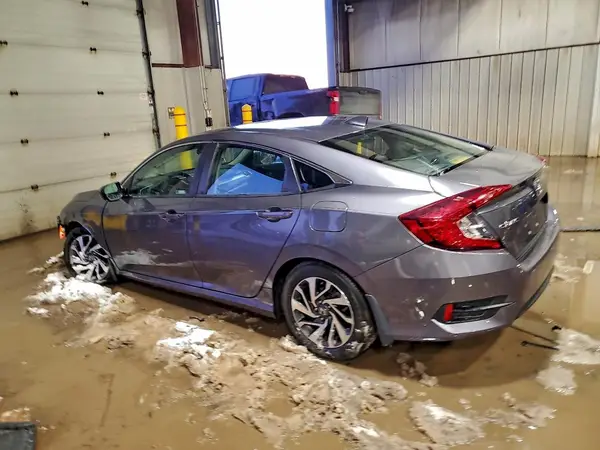 2HGFC2F72JH584434 2018 HONDA CIVIC - Image 2