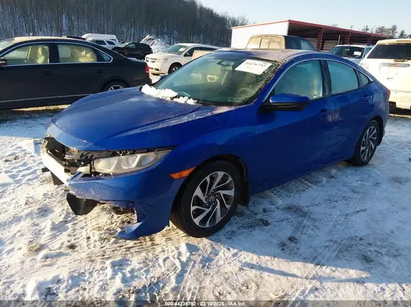 2HGFC2F72JH590752 2018 HONDA CIVIC - Image 2