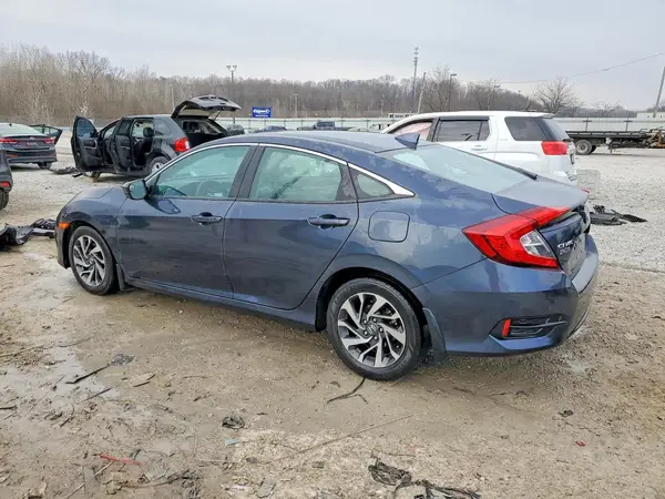 2HGFC2F72JH597037 2018 HONDA CIVIC - Image 2
