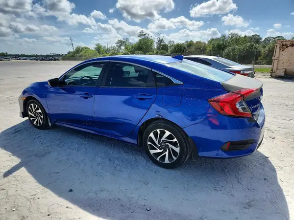 2HGFC2F72JH600857 2018 HONDA CIVIC - Image 2