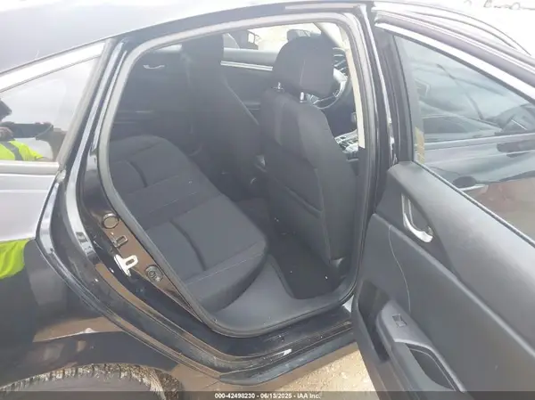 2HGFC2F73GH500601 2016 HONDA CIVIC - Image 8