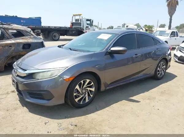 2HGFC2F73GH517284 2016 HONDA CIVIC - Image 2