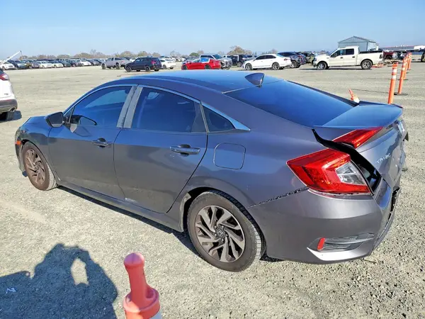 2HGFC2F73HH507646 2017 HONDA CIVIC - Image 2