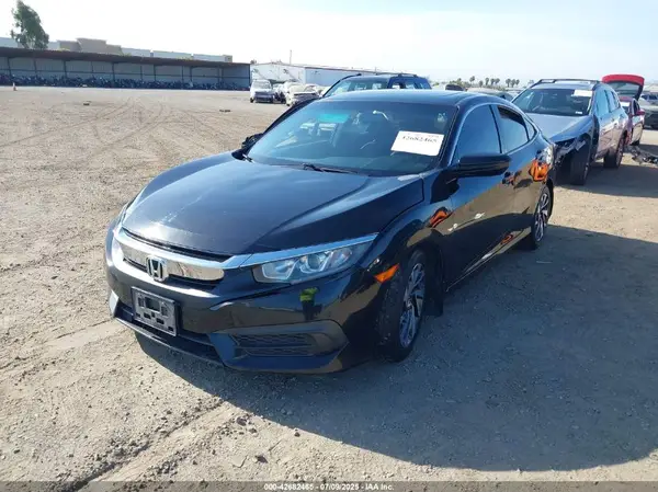 2HGFC2F73HH514838 2017 HONDA CIVIC - Image 2