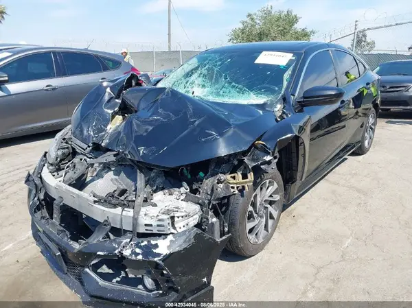 2HGFC2F73HH514841 2017 HONDA CIVIC - Image 2