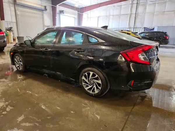 2HGFC2F73HH521756 2017 HONDA CIVIC - Image 2