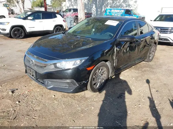 2HGFC2F73HH527573 2017 HONDA CIVIC - Image 2
