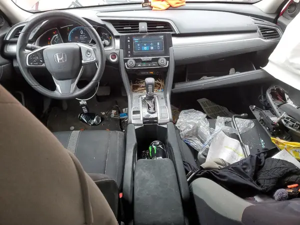 2HGFC2F73HH530084 2017 HONDA CIVIC - Image 8