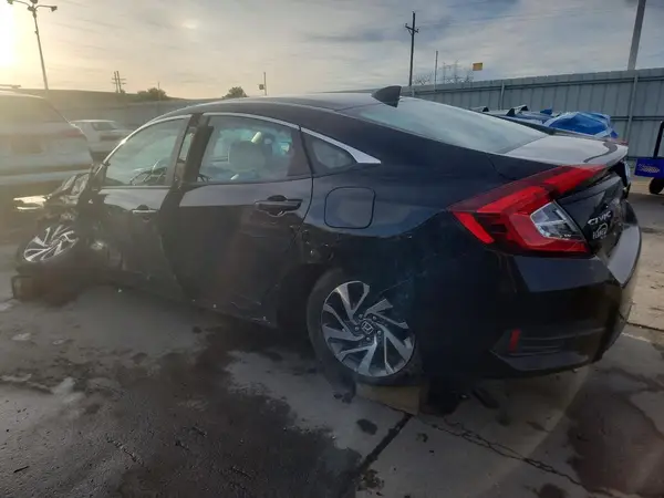 2HGFC2F73HH537763 2017 HONDA CIVIC - Image 2