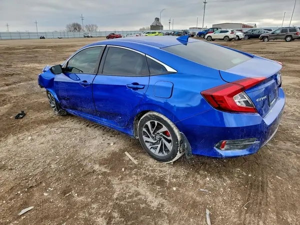 2HGFC2F73HH557477 2017 HONDA CIVIC - Image 2