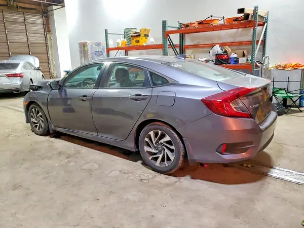 2HGFC2F73HH564090 2017 HONDA CIVIC - Image 2