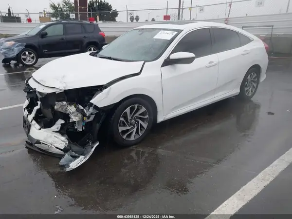 2HGFC2F73HH565644 2017 HONDA CIVIC - Image 2