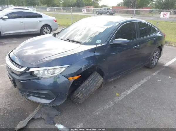 2HGFC2F73HH568947 2017 HONDA CIVIC - Image 2