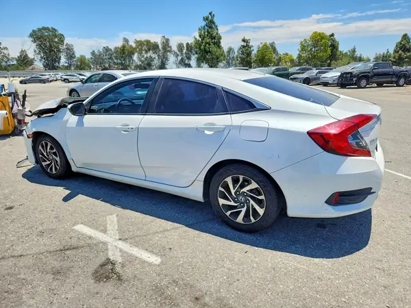 2HGFC2F73HH570746 2017 HONDA CIVIC - Image 2