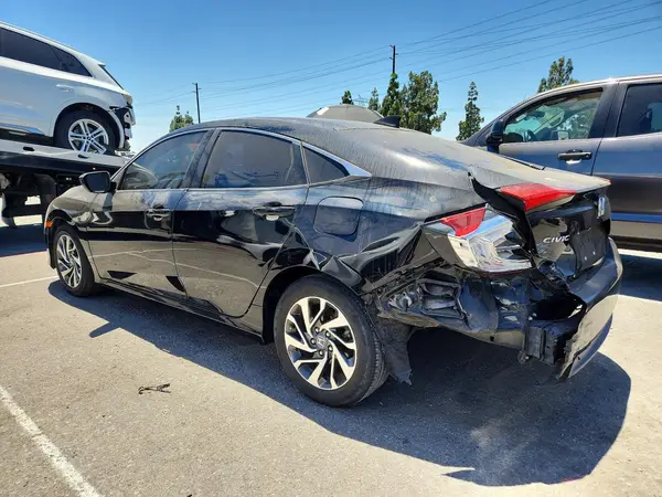 2HGFC2F73JH500458 2018 HONDA CIVIC - Image 2