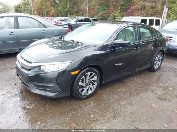 2HGFC2F73JH503862 2018 HONDA CIVIC - Image 2