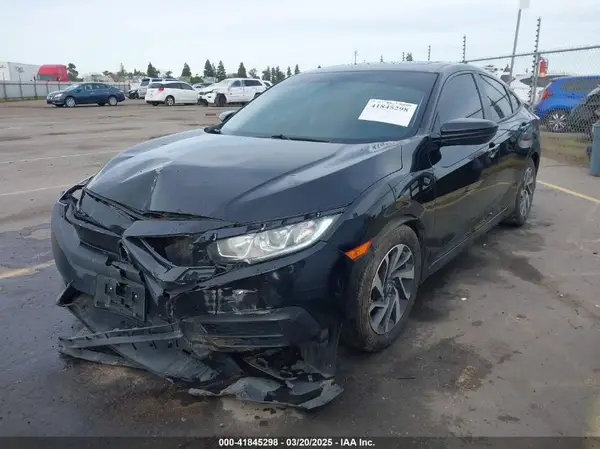 2HGFC2F73JH506485 2018 HONDA CIVIC - Image 2