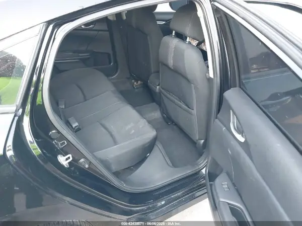 2HGFC2F73JH513243 2018 HONDA CIVIC - Image 8