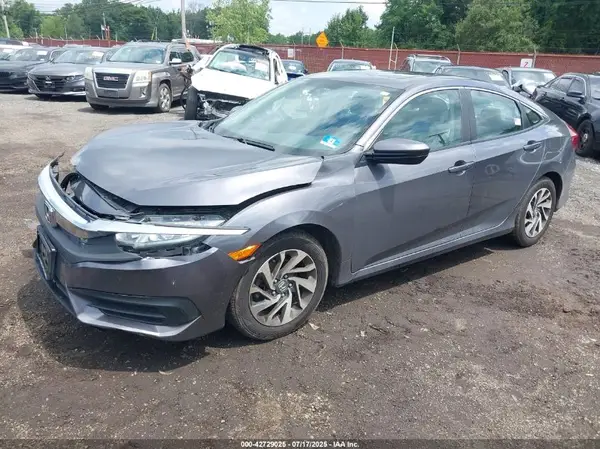 2HGFC2F73JH523397 2018 HONDA CIVIC - Image 2