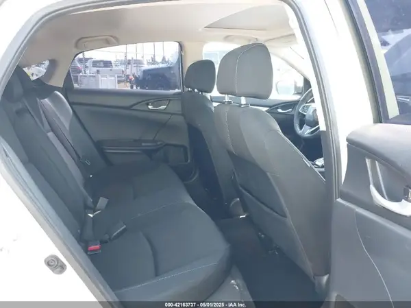 2HGFC2F73JH530642 2018 HONDA CIVIC - Image 8