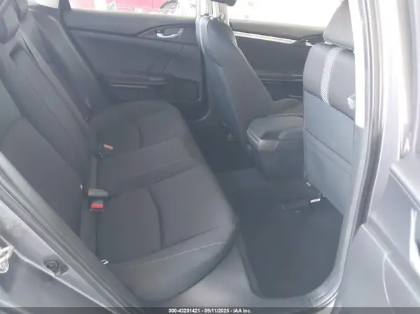 2HGFC2F73JH532617 2018 HONDA CIVIC - Image 8