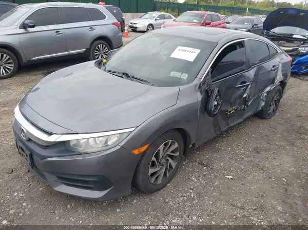 2HGFC2F73JH532911 2018 HONDA CIVIC - Image 2