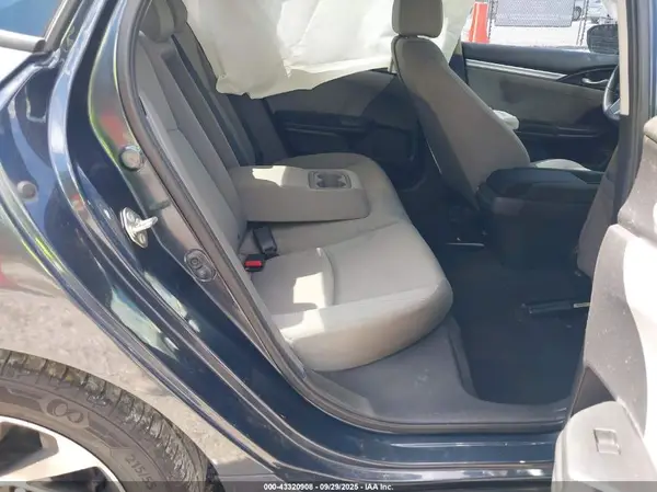2HGFC2F73JH538904 2018 HONDA CIVIC - Image 8