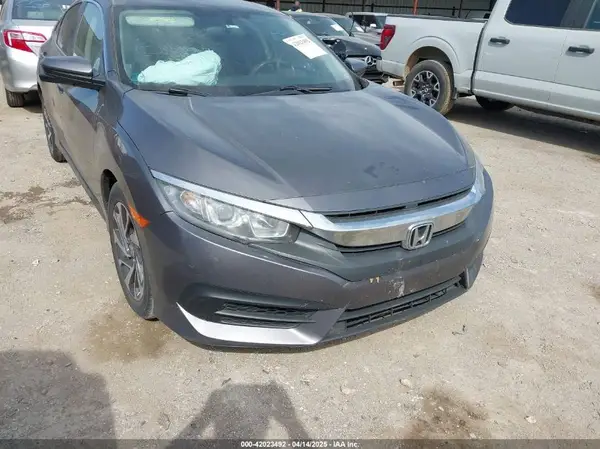 2HGFC2F73JH544976 2018 HONDA CIVIC - Image 1