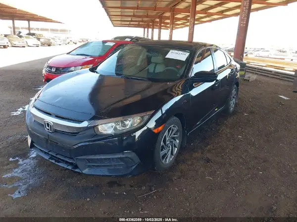 2HGFC2F73JH546078 2018 HONDA CIVIC - Image 2