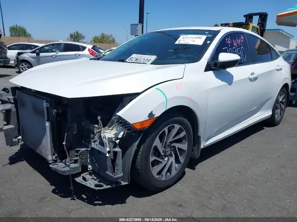 2HGFC2F73JH551118 2018 HONDA CIVIC - Image 2