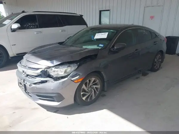 2HGFC2F73JH551538 2018 HONDA CIVIC - Image 2
