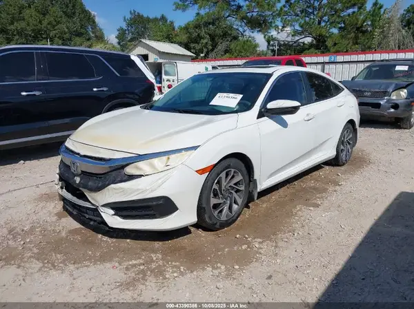 2HGFC2F73JH551572 2018 HONDA CIVIC - Image 2