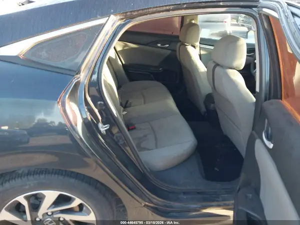 2HGFC2F73JH567240 2018 HONDA CIVIC - Image 8