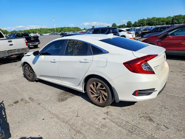 2HGFC2F73JH573331 2018 HONDA CIVIC - Image 2