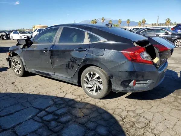 2HGFC2F73JH576049 2018 HONDA CIVIC - Image 2