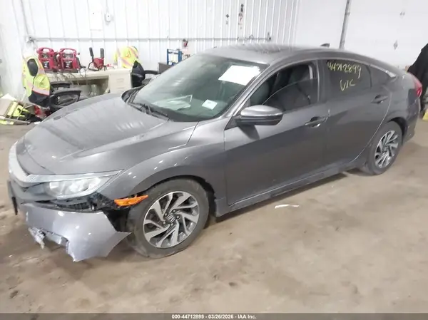 2HGFC2F73JH578285 2018 HONDA CIVIC - Image 2