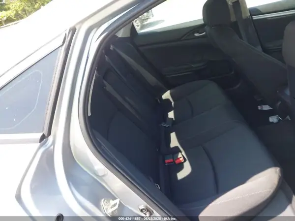 2HGFC2F73JH586001 2018 HONDA CIVIC - Image 8