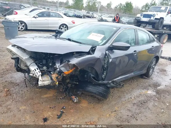 2HGFC2F73JH592834 2018 HONDA CIVIC - Image 2