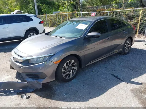 2HGFC2F73JH604514 2018 HONDA CIVIC - Image 2
