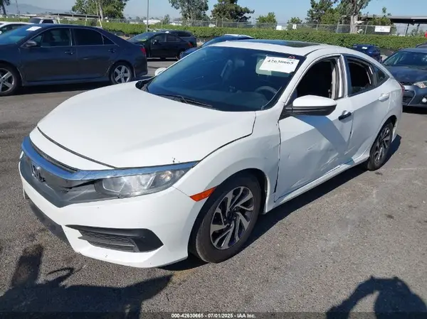2HGFC2F74HH560064 2017 HONDA CIVIC - Image 2