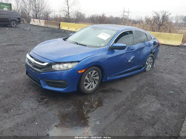 2HGFC2F74HH569203 2017 HONDA CIVIC - Image 2