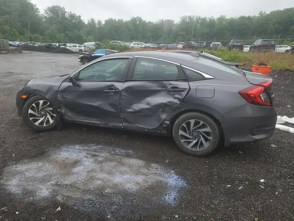 2HGFC2F74JH503076 2018 HONDA CIVIC - Image 2