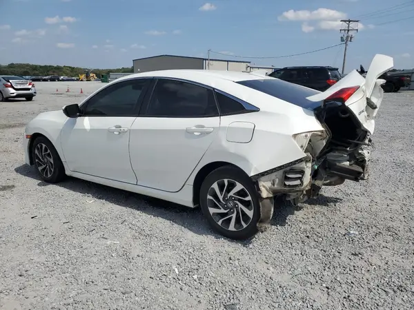 2HGFC2F74JH513851 2018 HONDA CIVIC - Image 2